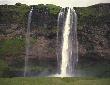 Seljalandsfoss.jpg